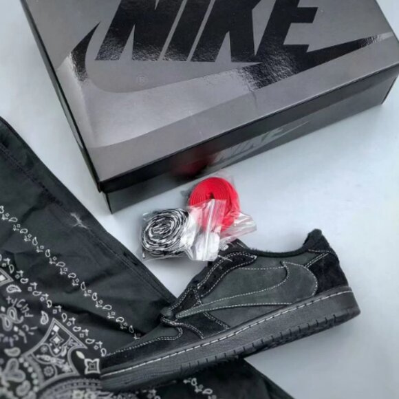 Jordan 1 Retro Low OG SP Travis Scott Black Phantom - Picture 4 of 9